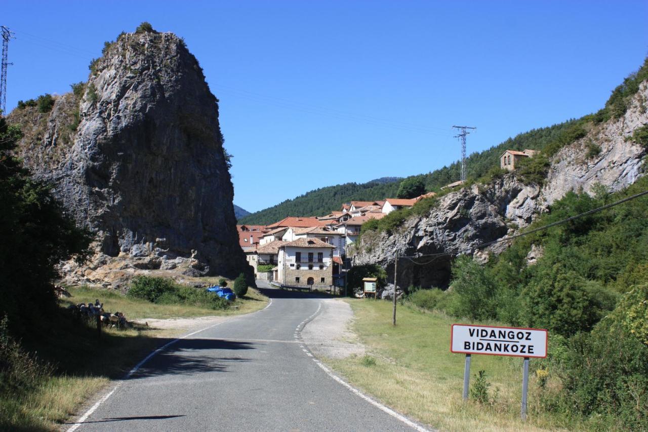 Casa Rural Ornat Etxea ξενώνας Vidangoz Εξωτερικό φωτογραφία